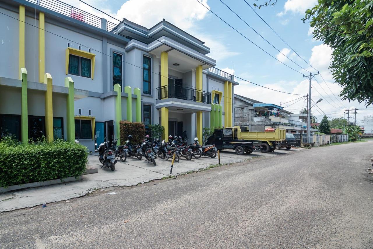 Reddoorz Near Sultan Thaha Airport Jambi Exterior foto